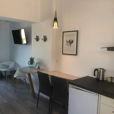 Aparthotel Hills 3*
