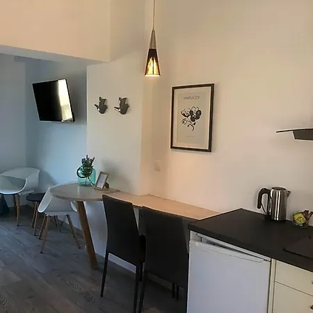 Hills Aparthotel
