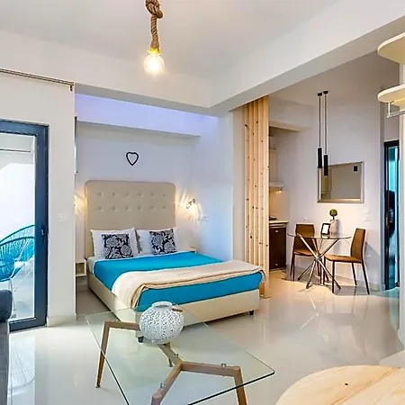 Aparthotel Hills 4*