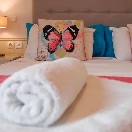 Hills Aparthotel