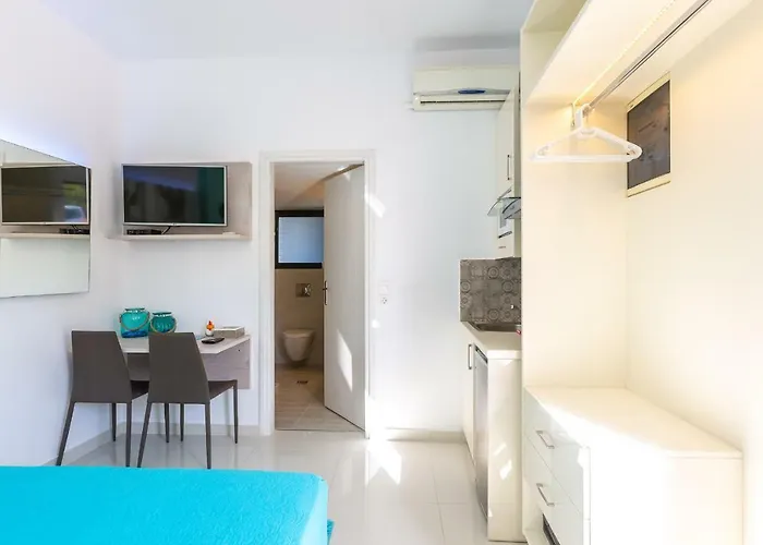 Hills Aparthotel Rethymno (Crete)