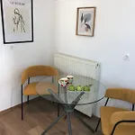 Lägenhetshotell Hills 4*